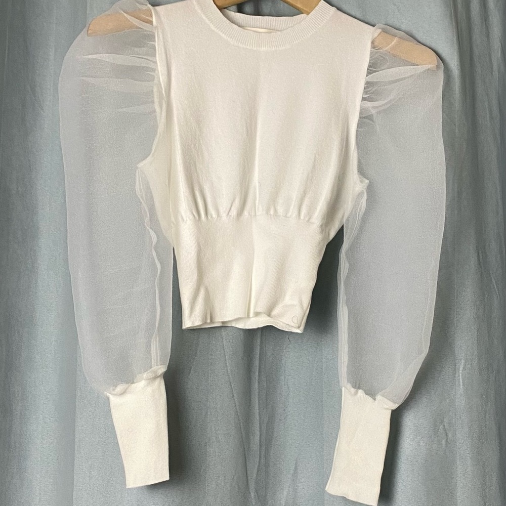 Balloon sleeve sweater (size S)